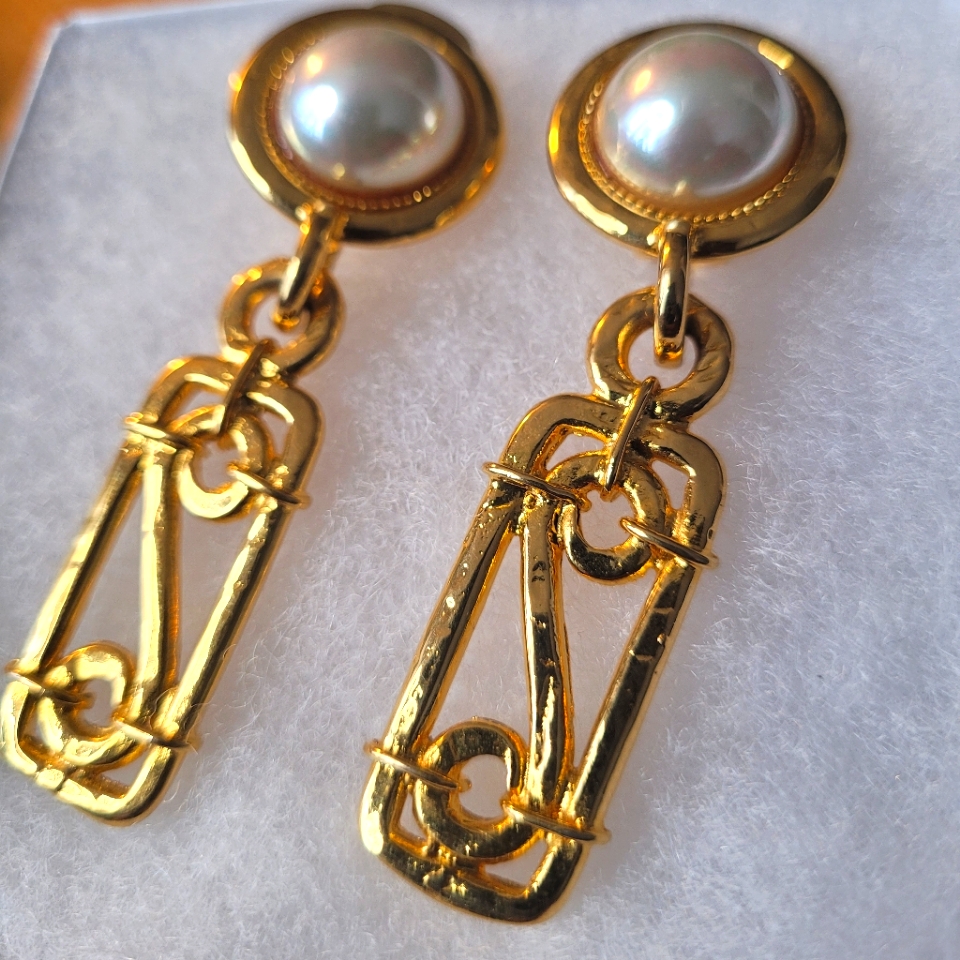 Celine Vintage Gold Plated Earrings 650$